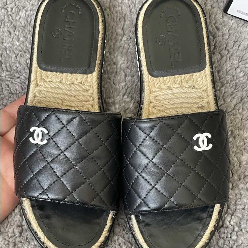 Chanel Black Quilted Slides size 40 - Picture 2 of 16